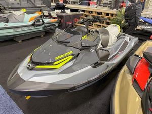 Sea-Doo RXT-X