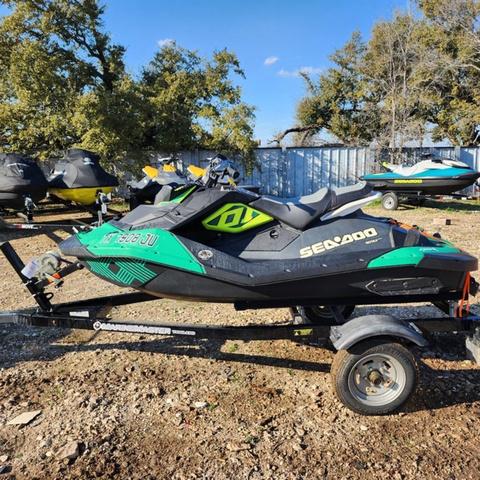 2021 Sea-Doo Spark Trixx 2-up Rotax 900 H.O. ACE IBR
