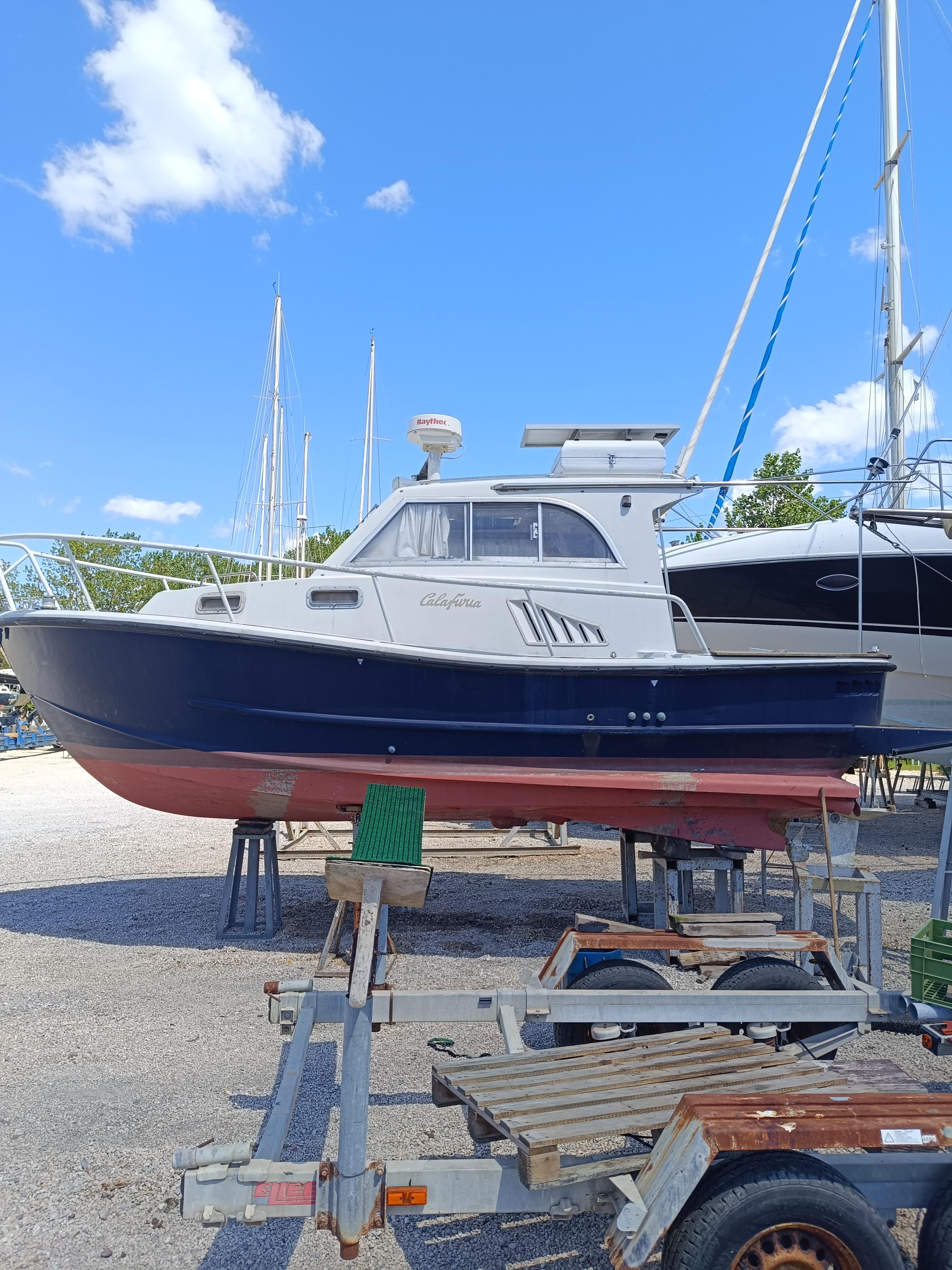 1988 Calafuria 25 big cruiser