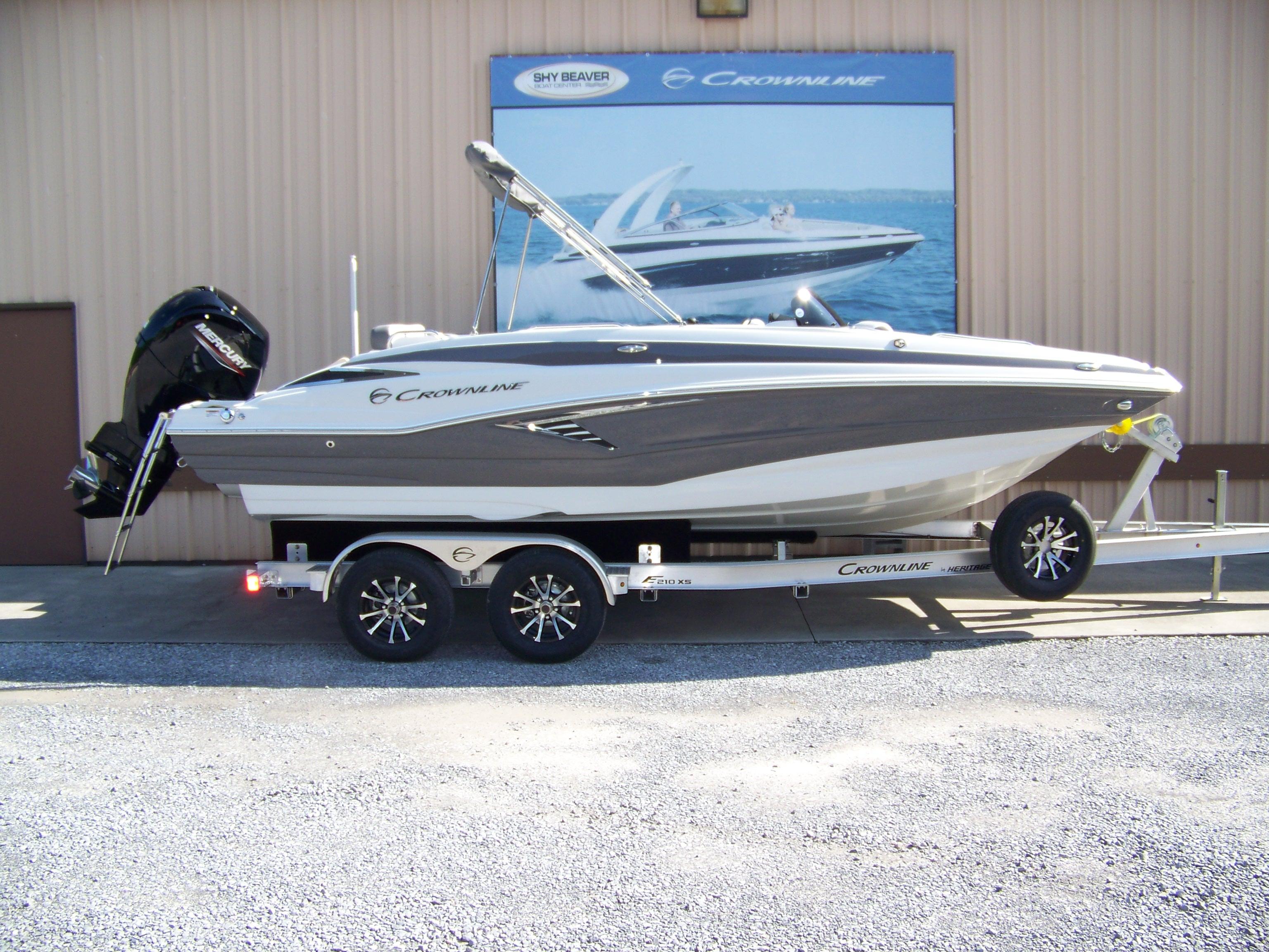 2026 Crownline Eclipse E210 XS