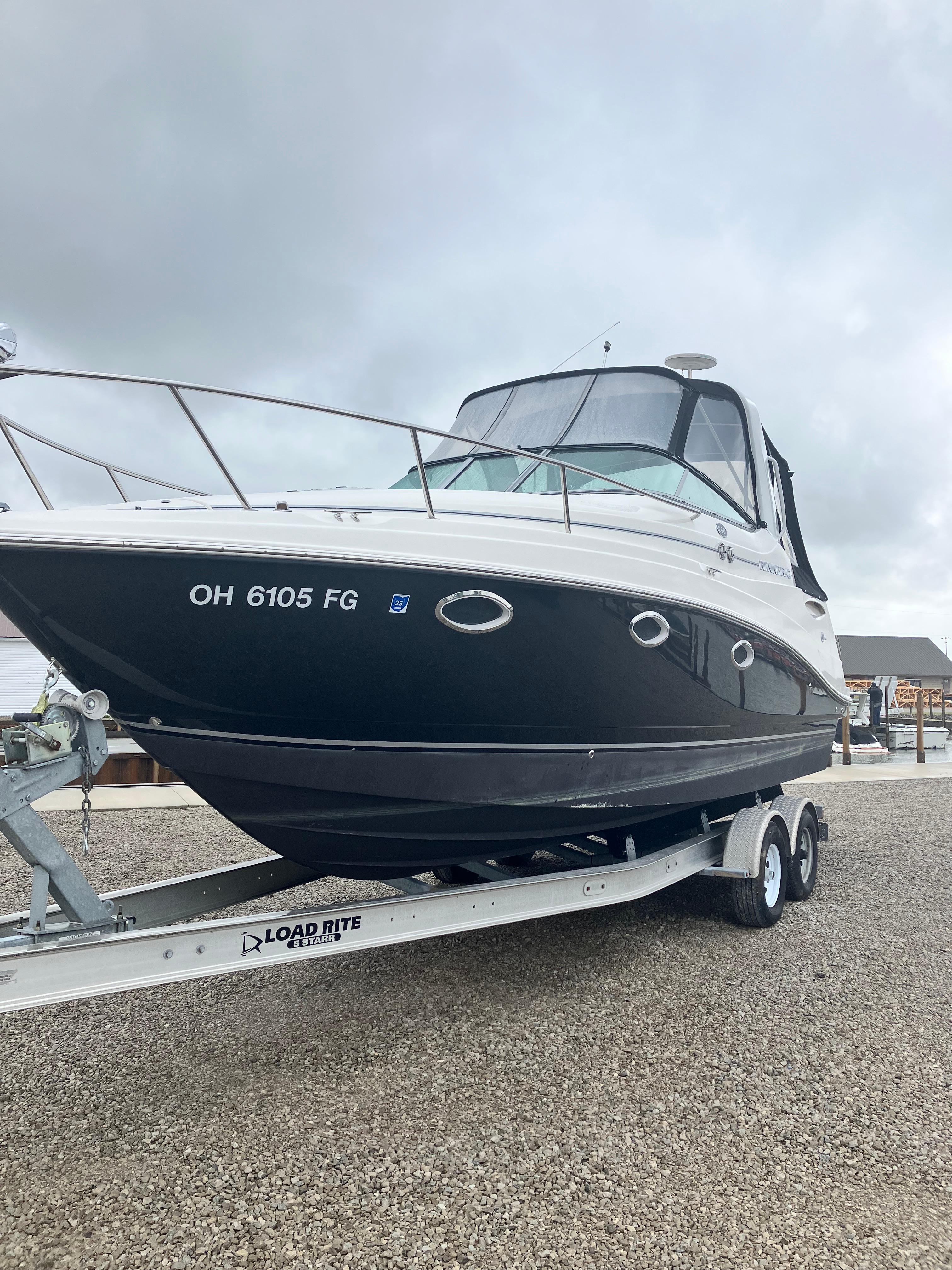 2008 Rinker 260 Express Cruiser