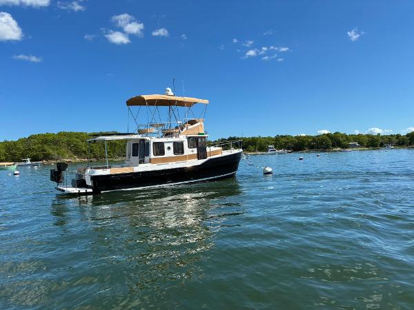 2020 Ranger Tugs R-31 CB