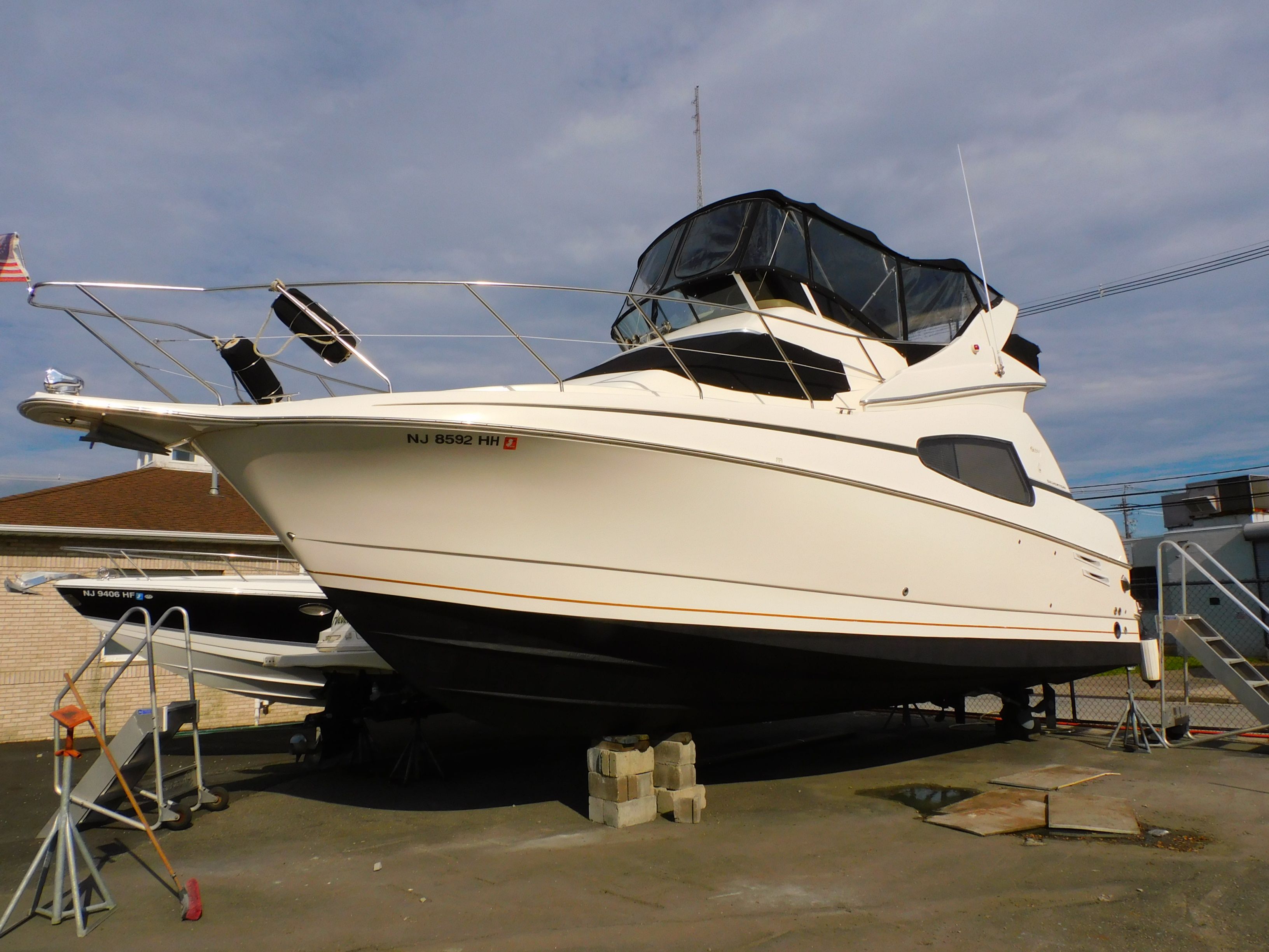 2004 Silverton Sport Bridge 330