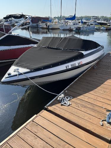 2005 Crownline 180 BR