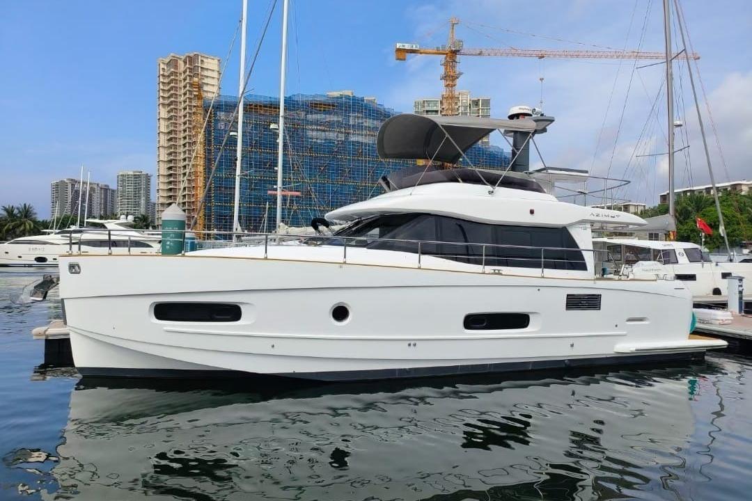 2021 Azimut Magellano 43