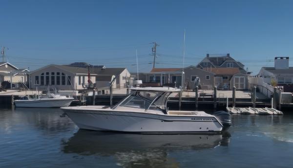 2014 Grady-White Freedom 307