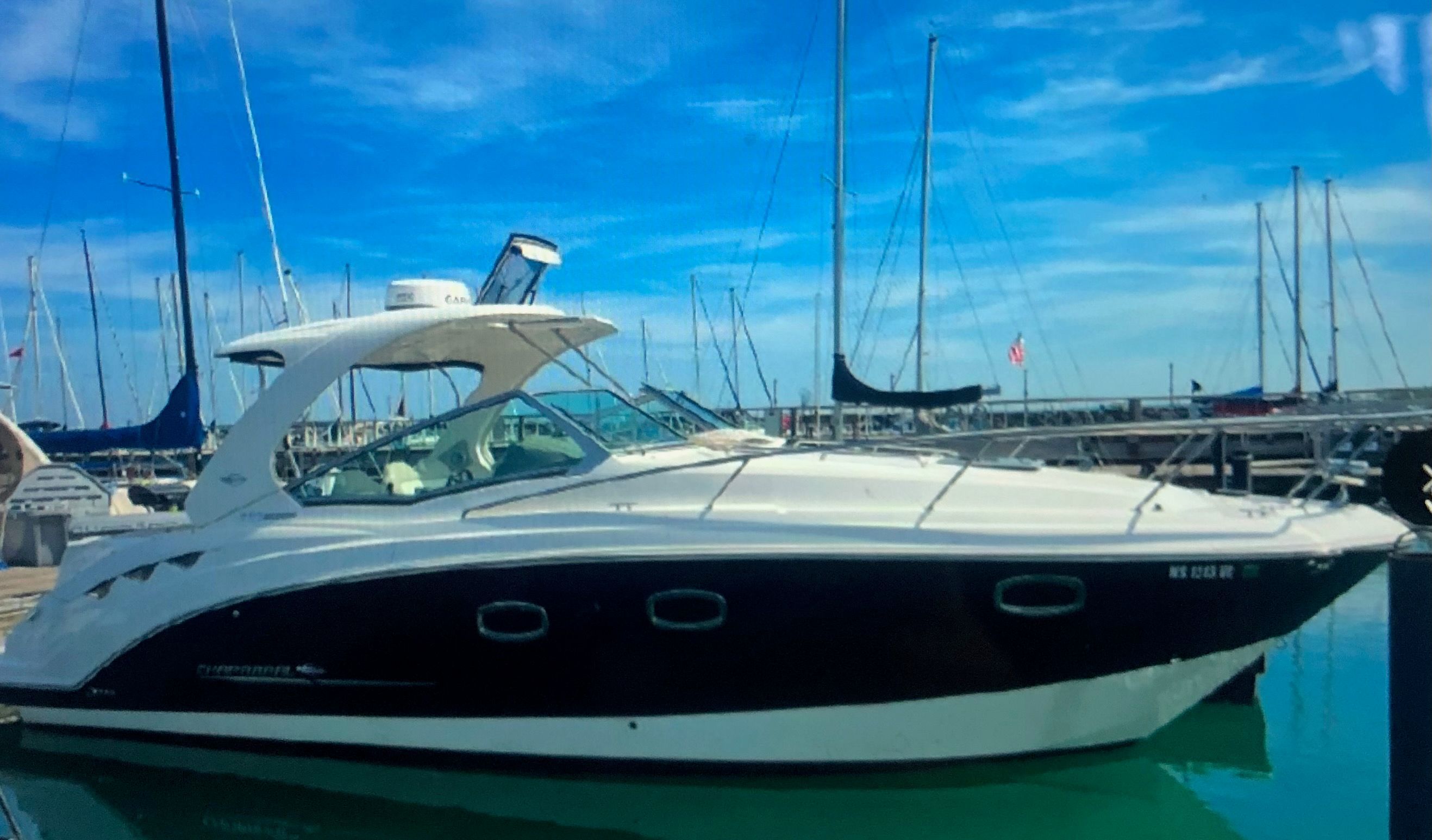 2013 Chaparral 330 Signature