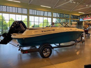 2025 Tahoe 200 S