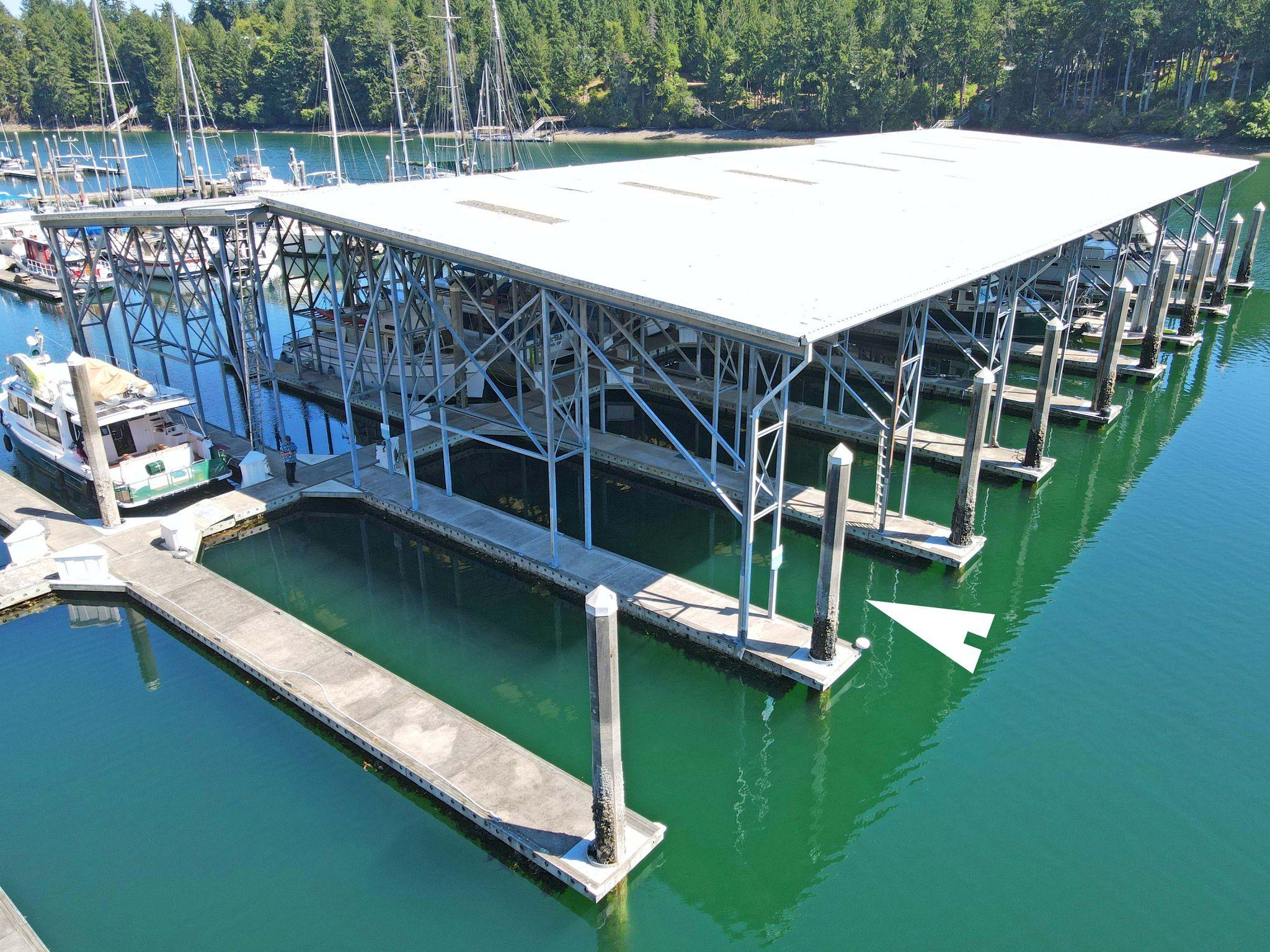 Custom Mooring Marina Berth Covered Marina Berth - Exterior Main