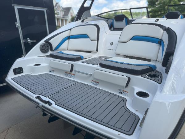 2016 Yamaha Boats 242X E-Series