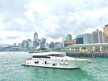 2001 PerMare Amer 82