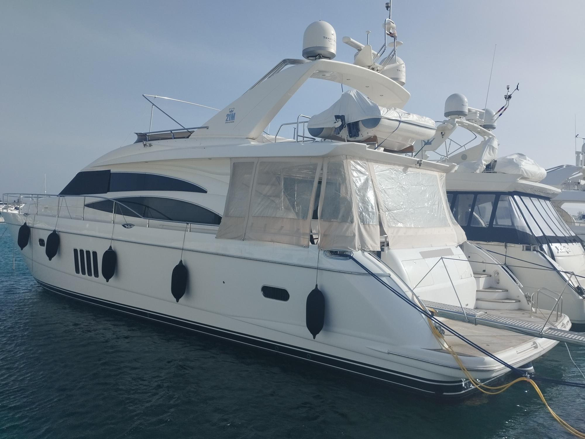 2007 Princess 21M