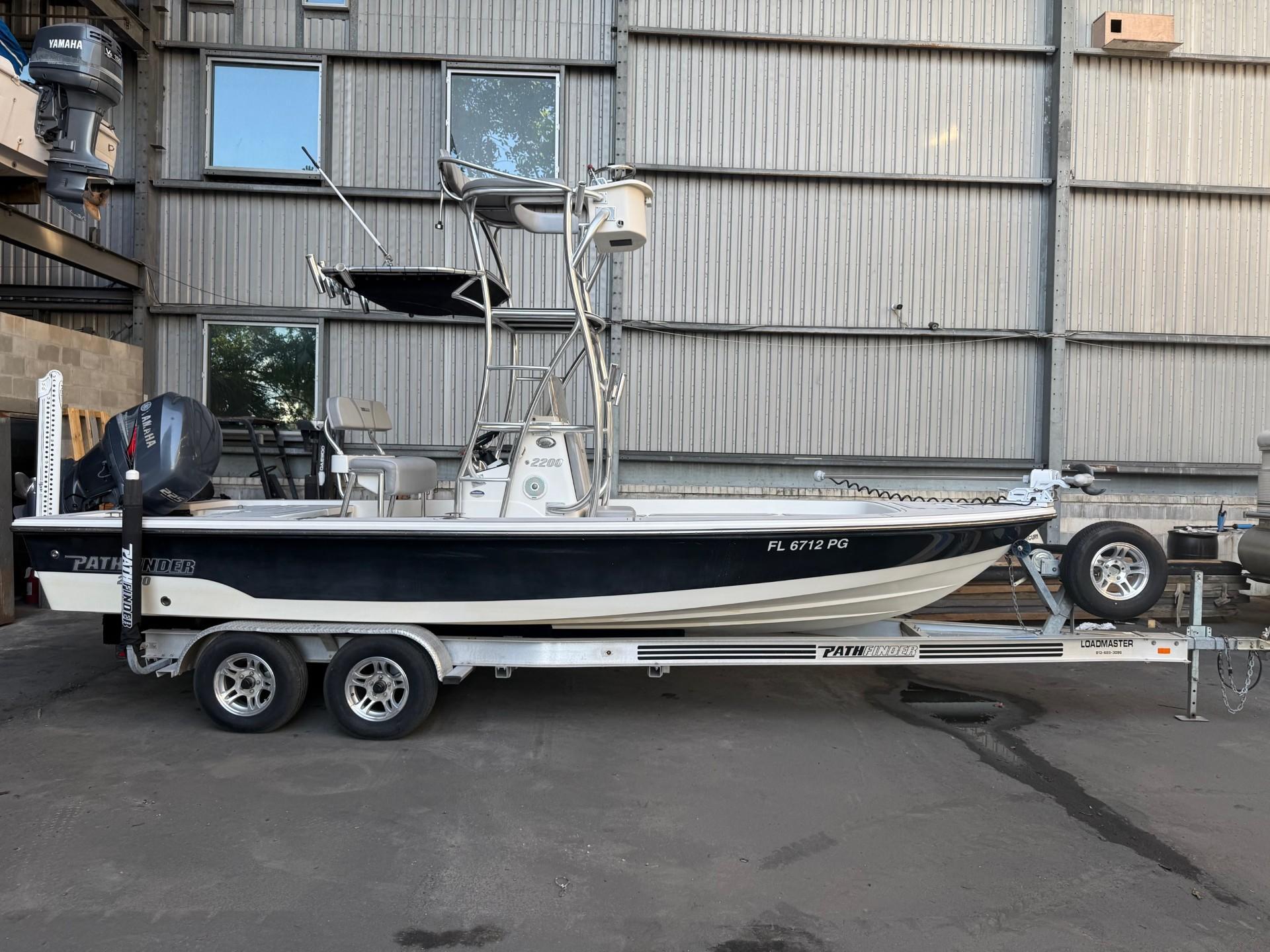 2012 Pathfinder 22 Pathfinder
