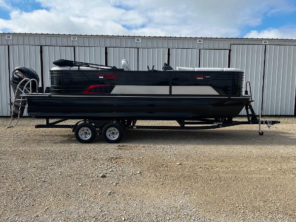 2025 SunCatcher Elite 324 RC