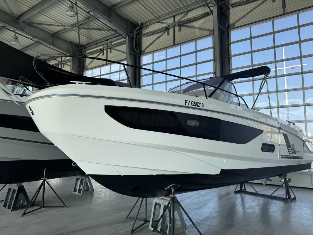 2023 Beneteau Flyer 9 SUNdeck