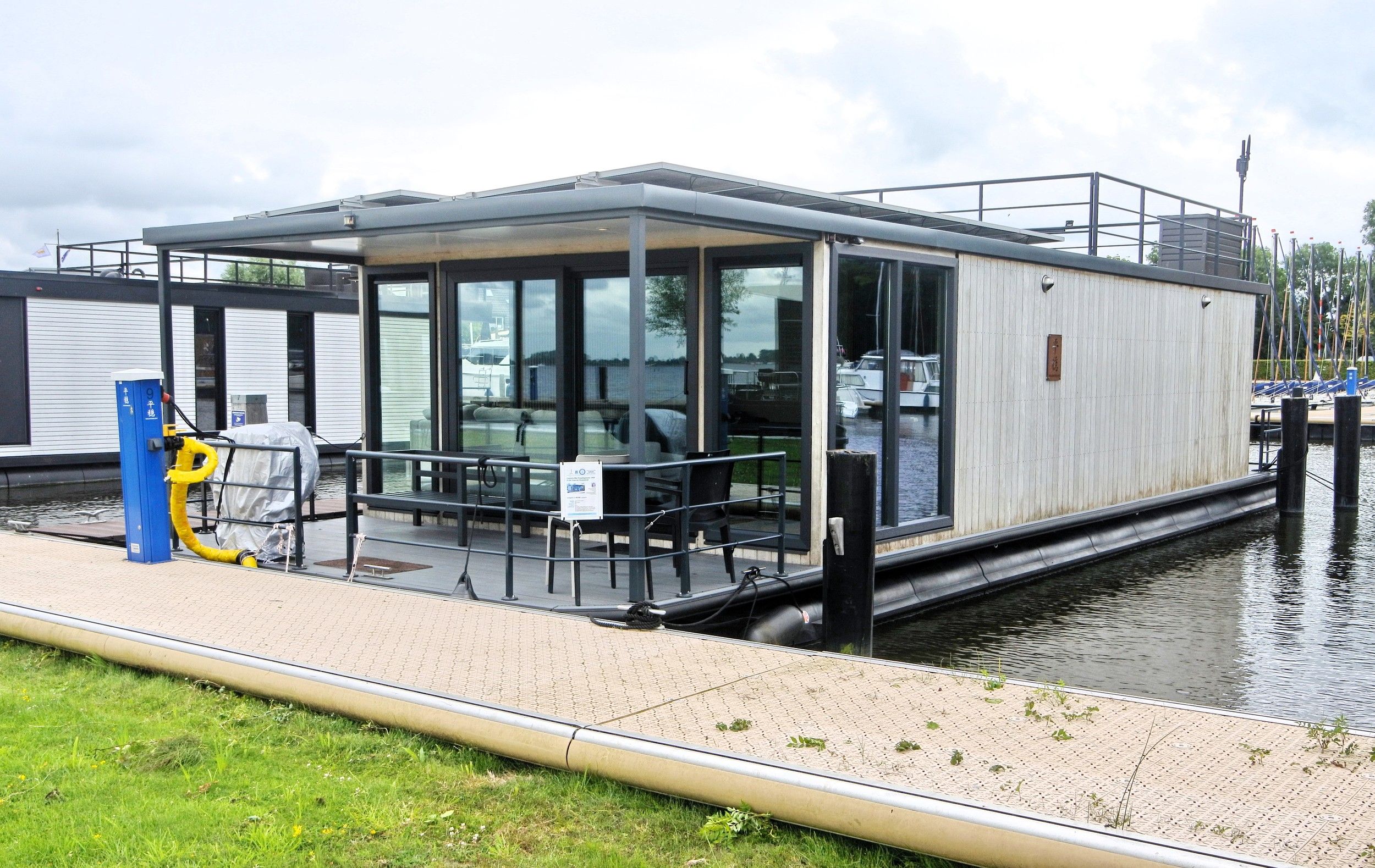 2022 Castalia Met Koopligplaats 1460 X 500 Special Houseboat