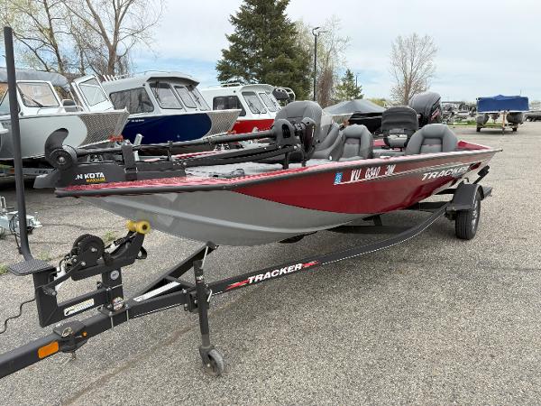 2022 Tracker Pro Team 190 TX