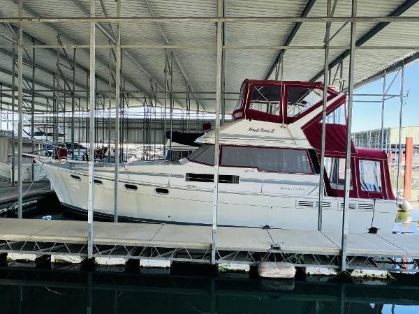 1990 Bayliner 3888 Motoryacht