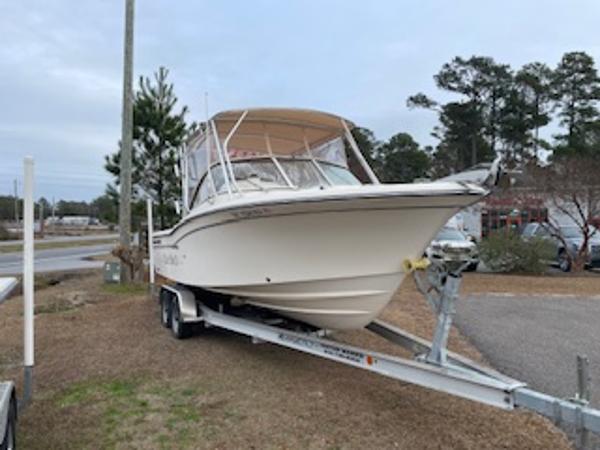 2017 Grady-White Freedom 235