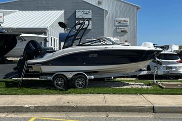 2025 Sea Ray SPX 190 Outboard