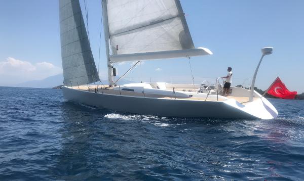 2009 Maxi Dolphin MD65 Adastra