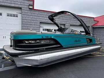 2021 Avalon Excalibur 2585 Windshield Elite, Tri Toon High Performance, Single 450R