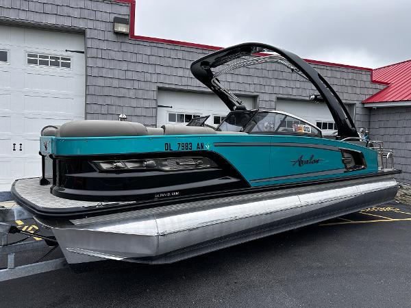 2021 Avalon Excalibur 2585 Windshield Elite, Tri Toon High Performance, Single 450R