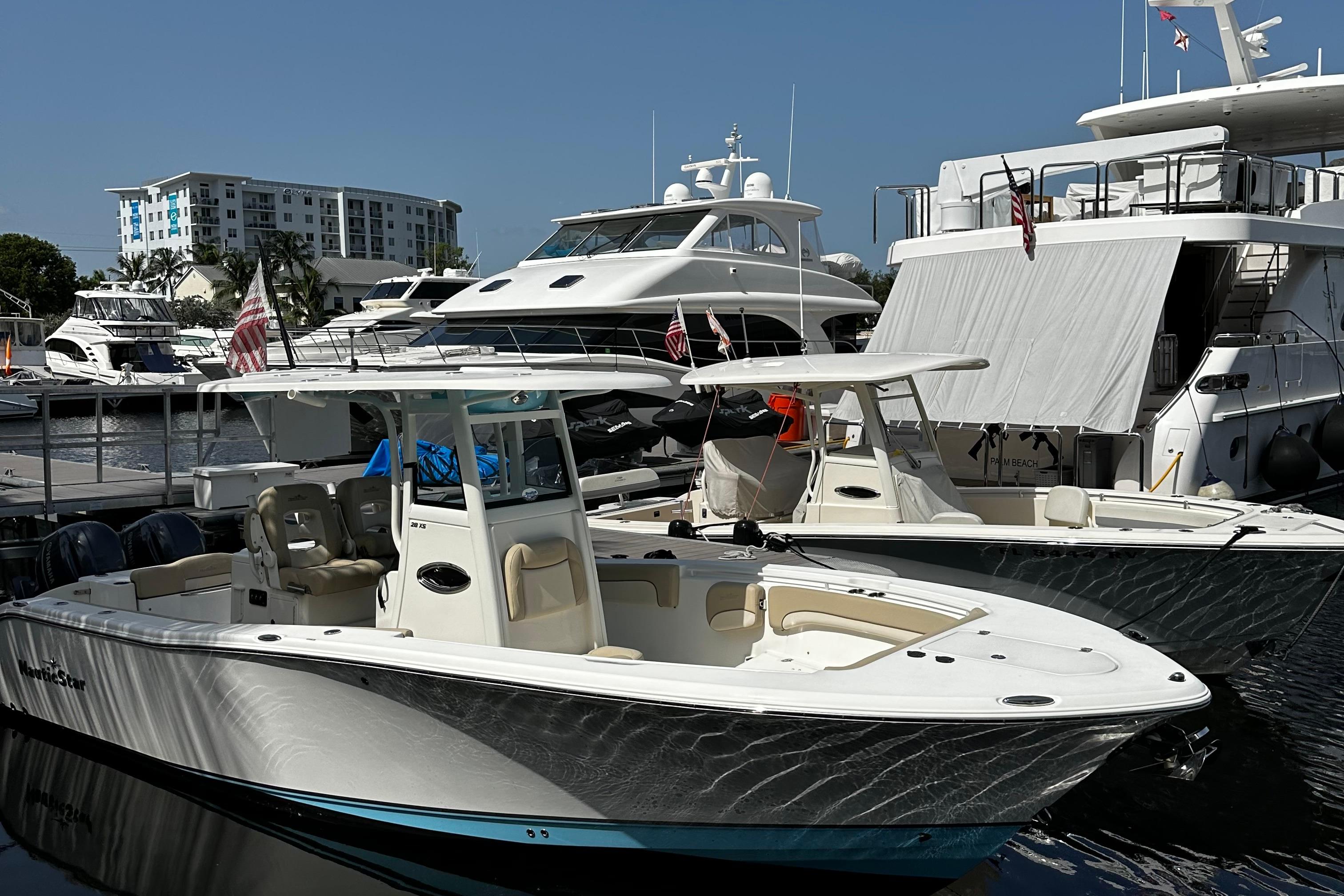 2021 NauticStar 28 XS Offshore