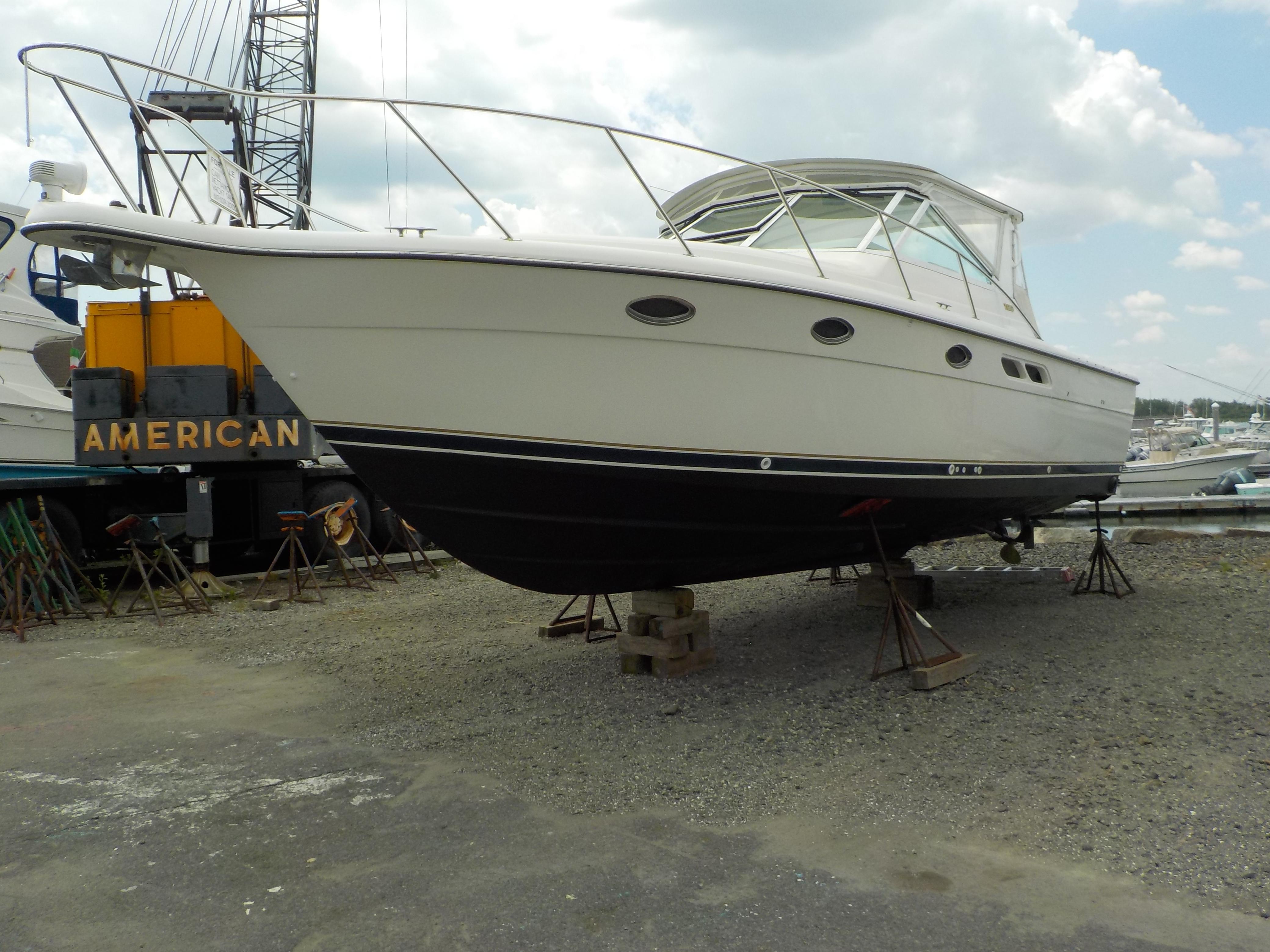 2003 Tiara Yachts 3100 Open
