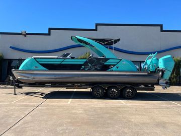 2023 Trifecta 25 SPORT RF9 DC ARCH