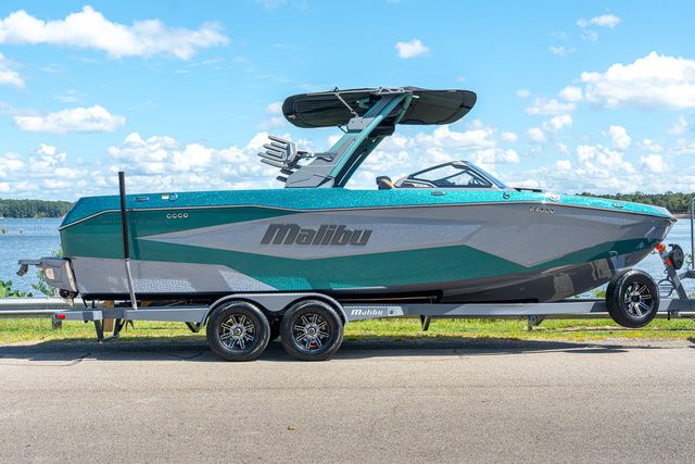 2026 Malibu Wakesetter 25 LSV