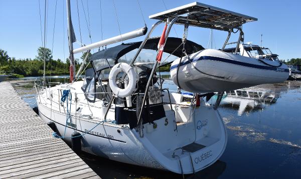 2004 Beneteau 331