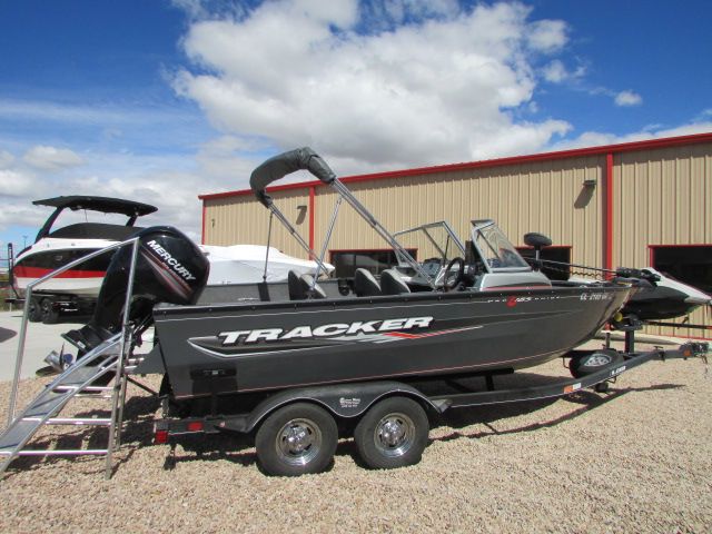 2018 Tracker PRO GUIDE 185 WT