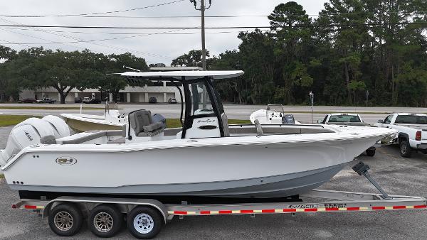2026 Sea Hunt Gamefish 27 Forward Seating