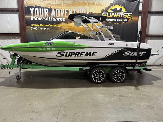2014 Supreme S21 World Class Towboat