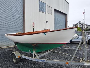 2004 Herreshoff H-12 1/2 Gaff Rig