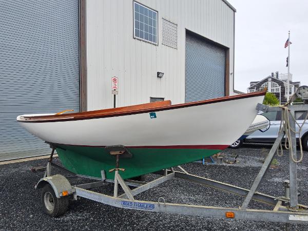 2004 Herreshoff H-12 1/2 Gaff Rig