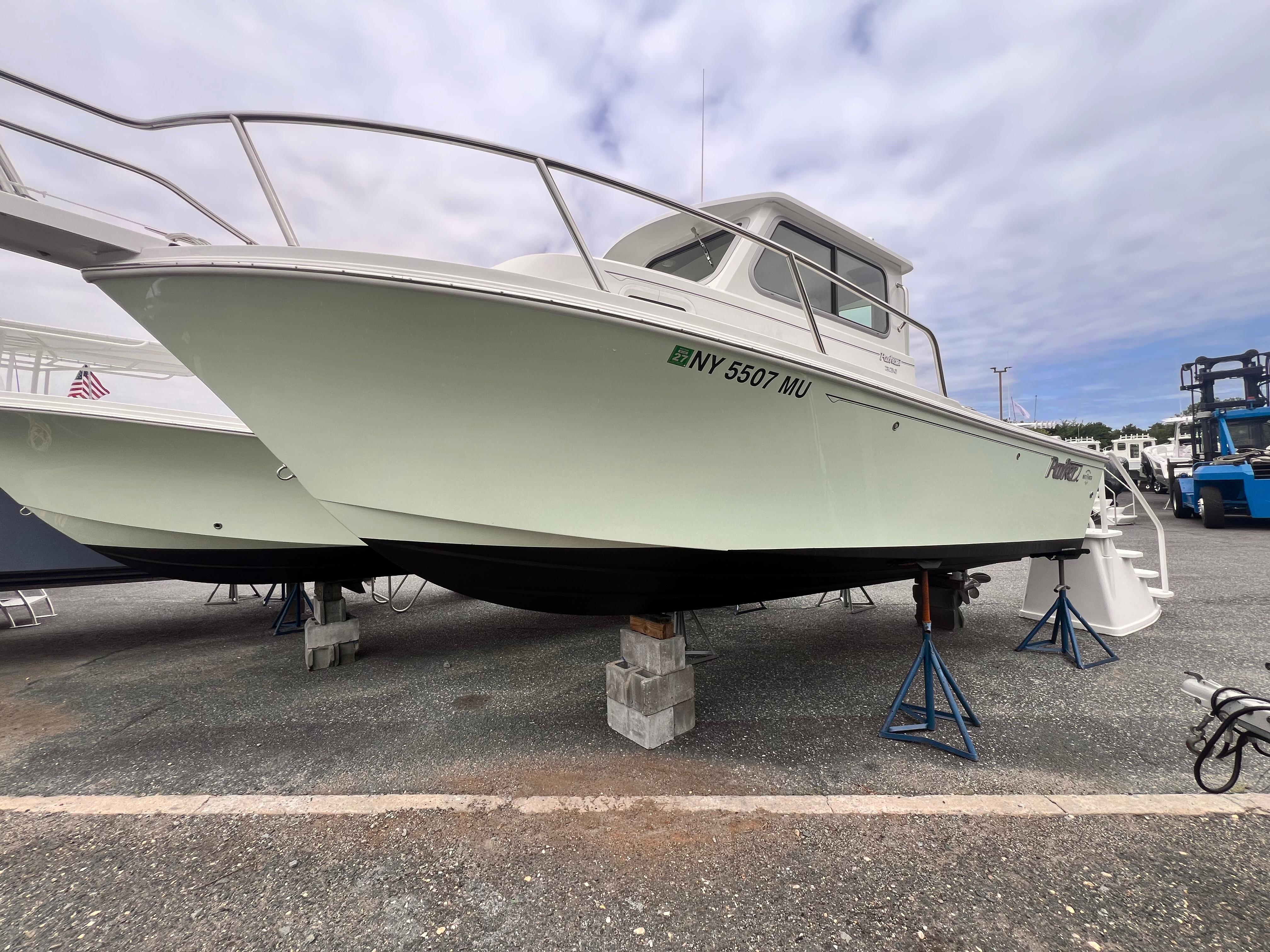 2023 Parker 2120 Sport Cabin
