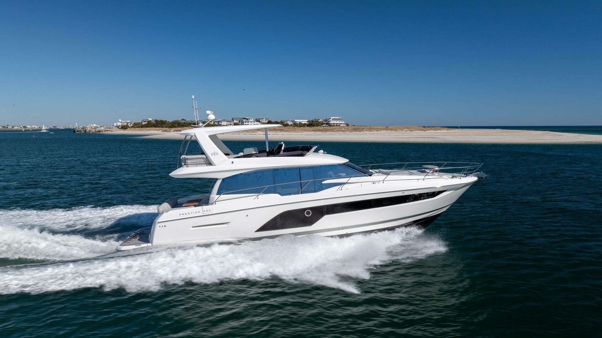 2023 Prestige 590