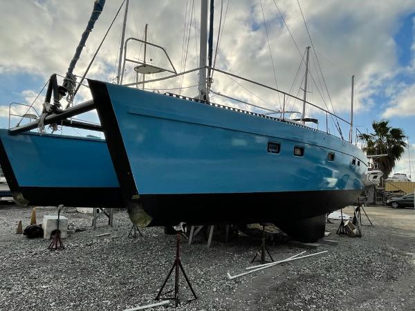 1993 Lagoon 42
