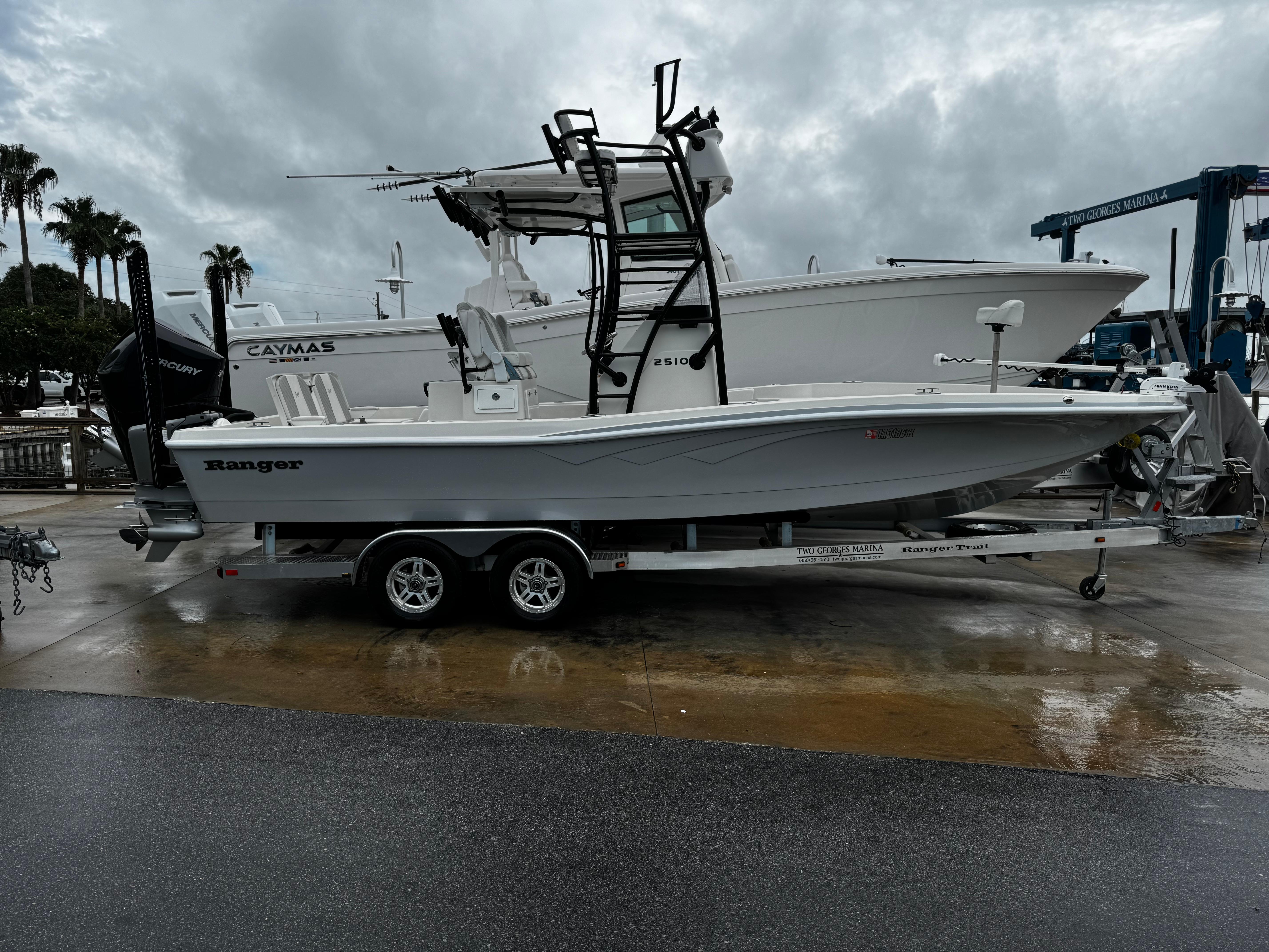 2023 Ranger 2510 Bay