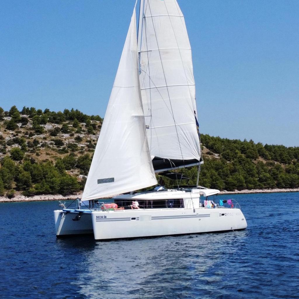 2017 Lagoon 450 F