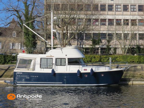 2012 Beneteau Swift Trawler 34