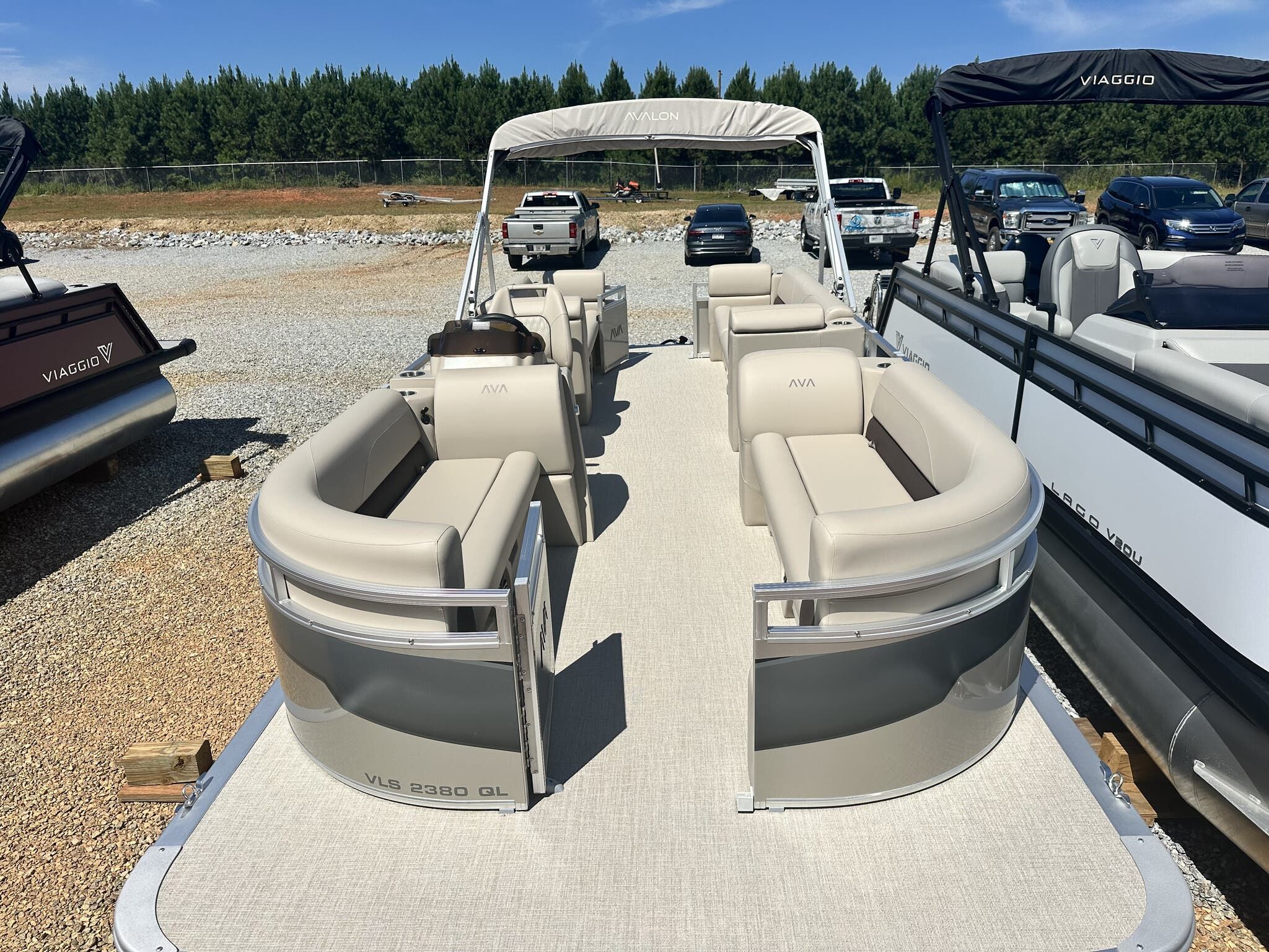 2025 Avalon VLS 23 QUAD LOUNGER