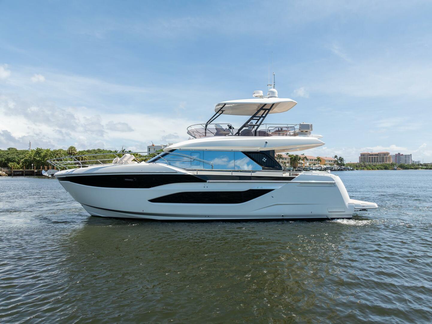 2025 Prestige F4.9