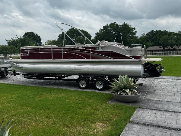 2010 Bennington 2575RCW I/O