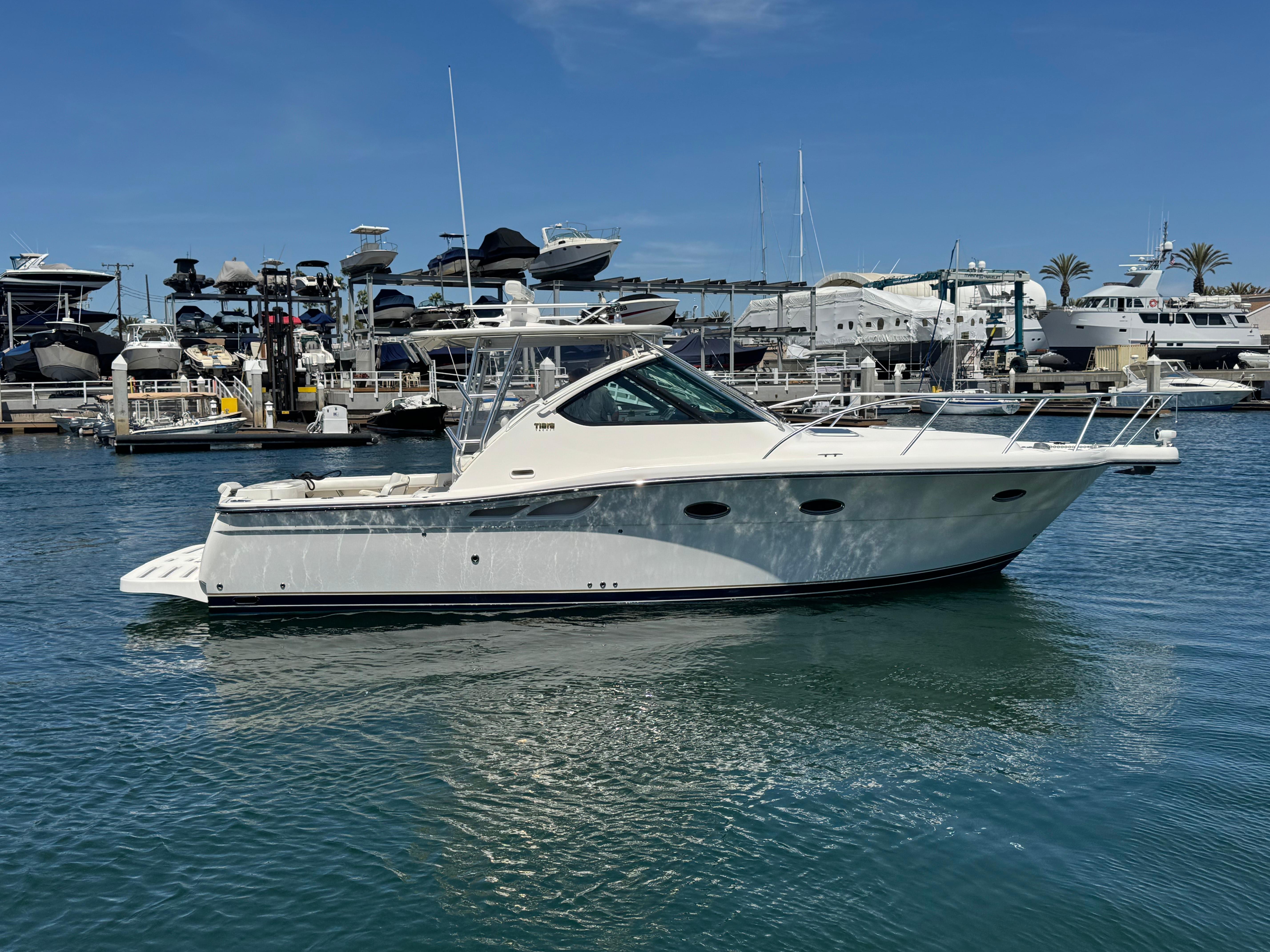 2008 Tiara Yachts 3200 Open "Tournament Edition"
