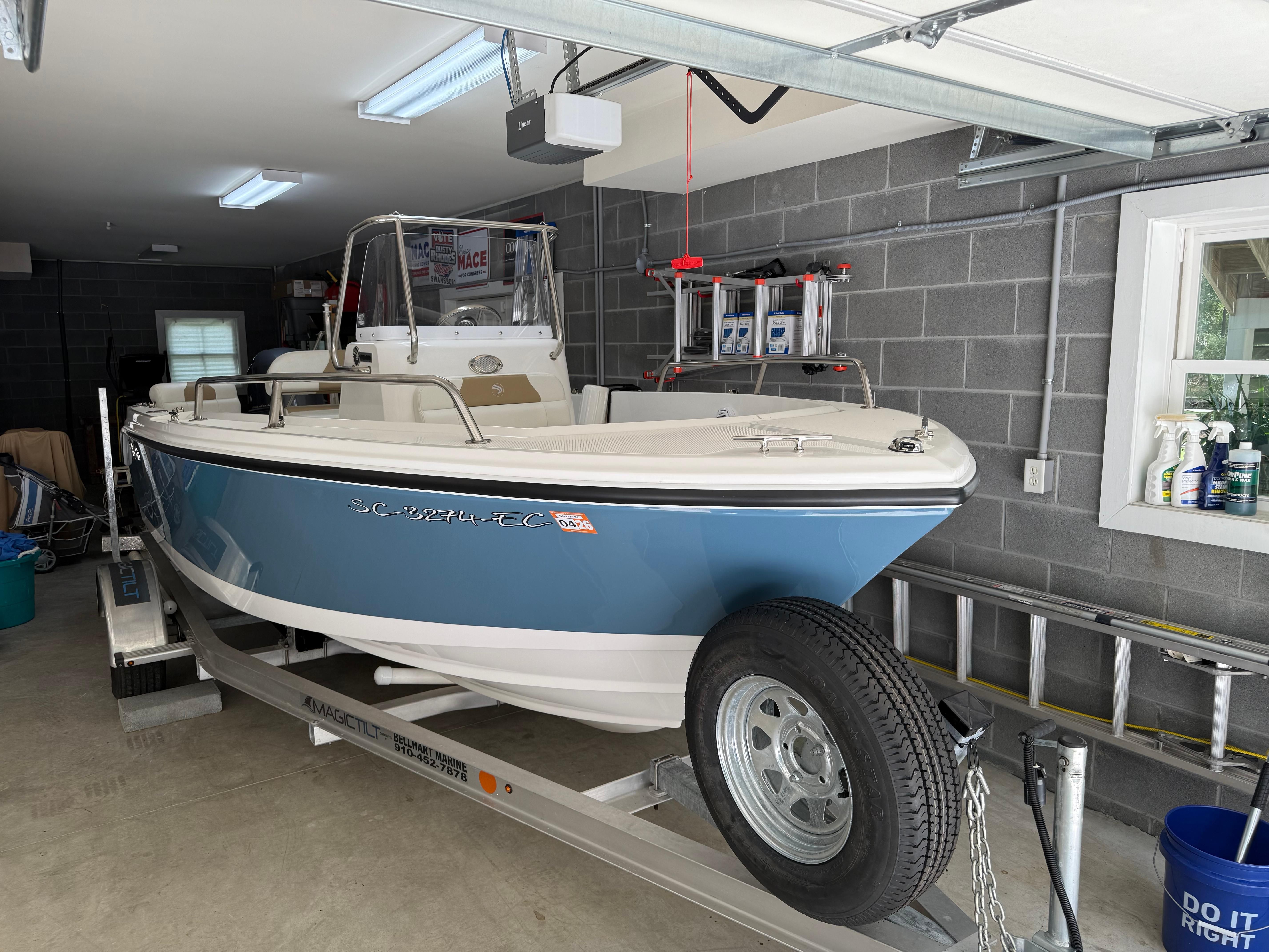 2022 Edgewater 170CC