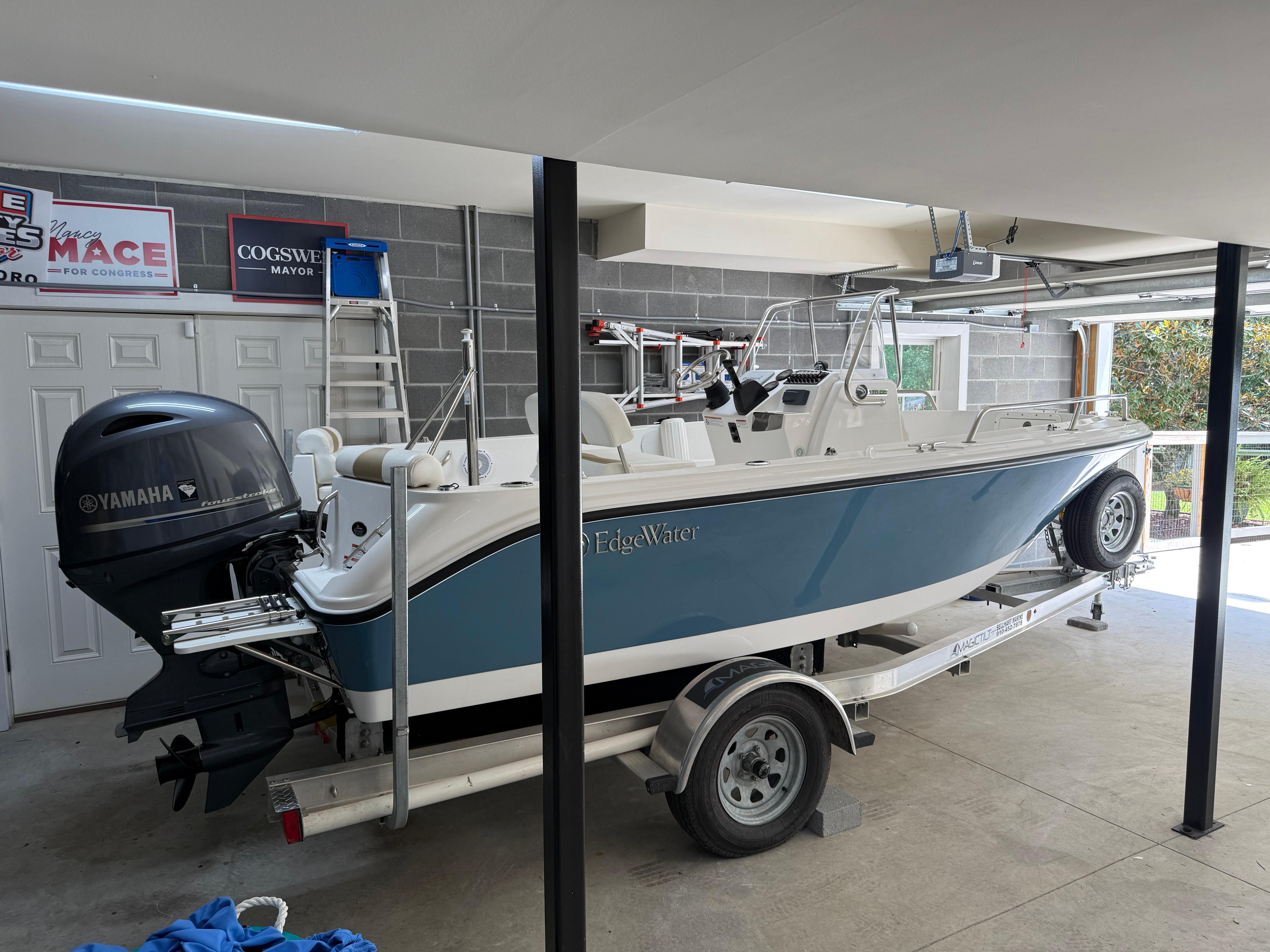 2022 Edgewater 170CC