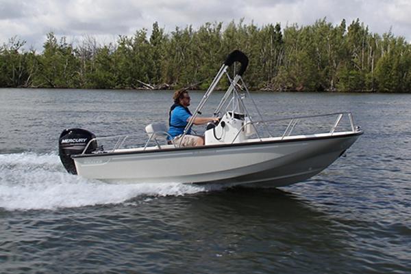 2024 Boston Whaler 150 Montauk